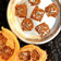 Neelam Agrawal का कुकस्नैप जब उन्होंने गुड़ नारियल बर्फी(GUD NARIYAN KI BARFI RECIPE IN HINDI) बनाया था।