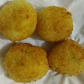 Cooksnap dari Mamah Athan untuk resep Cheesy mashed potato (perkedel kentang isi keju)