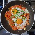 Cooksnap Aśka z czasów, kiedy przygotował Szakszuka z papryką czerwoną.
