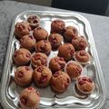 Huszár Ilona Cooksnap-ja, amikor elkészítette a(z) Kakaós és meggyes muffin receptet.