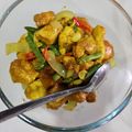 Cooksnap Nina M semasa beliau membuat Ayam Goreng Kunyit.
