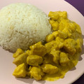 El cooksnap de Eli Guzman Paulino cuando hizo Pollo al curry con arroz basmati.