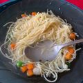 Nikolett Pallai Cooksnap-ja, amikor elkészítette a(z) Húsleves (hamis húsleves) receptet.