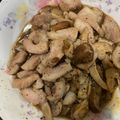 安安廚房 的 「好菇道霜降平菇-菇菇炒肉絲」湯汁配飯也好吃的炒時蔬 cooksnap