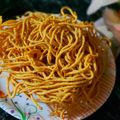 Priya vishnu Varshney का कुकस्नैप जब उन्होंने बेसन का तीखा नमकीन सेव (Besan ka teekha sev recipe in Hindi) बनाया था।