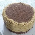 El cooksnap de marcelaburkardt cuando hizo Torta simple decorada con crema moka.