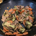 El cooksnap de Rafinho Prado cuando hizo Carne con brócoli estilo chino.