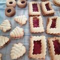Cooksnap από Christa Christofi στη συνταγή Μπισκότα γεμισμένα με μαρμελάδα