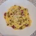 Cooksnap-ul lui Diana Onchiş atunci când a preparat Risotto galben cu cârnați proaspeți și mazăre.