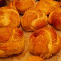 Ravaszné Hollósi Mária Cooksnap-ja, amikor elkészítette a(z) Yumuşak Açma (puha kalács koszorú) receptet.