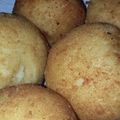 El cooksnap de Cami Skuarek cuando hizo Bombas de papa con jamón y queso.