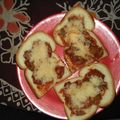 Cooksnap dari Akmalia Puspitaningrum untuk resep Pizza roti tawar