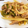 chikappe's cooksnap of when they made じゃが芋と豚モモ肉の細切り炒め.