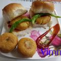 Vimmi Bhatia's cooksnap of when they made Vada pav.