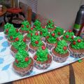 meri's cooksnap of when they made Christmas tree Mini cupcakes.