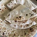 Nidhi Gajjar's cooksnap of when they made ફૂલકા રોટલી (Fulka Rotli Recipe In Gujarati).