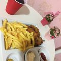 صورة من نجله السبيعي، شاركها بعد تجربة وصفة دجاج فيلية مقرمش