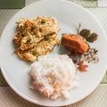 Cooksnap Izzati Zakiah Zailani semasa beliau membuat Keto Cauliflower Hash Browns #ReverseDiabetesObesity.
