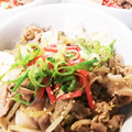 クッキン坊主's cooksnap of when they made 節約めし♪豚肉、もやし、豆腐のすき焼き丼.