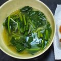 Cooksnap Nurain Jalil semasa beliau membuat Sawi Tumis Air.