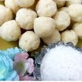 Rashi Mudgal का कुकस्नैप जब उन्होंने नारियल वाली मिठाई (nariyal wali mithai recipe in Hindi) बनाया था।