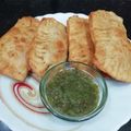 Aruna Thapar का कुकस्नैप जब उन्होंने पैकेट समोसा (pocket samosa recipe in Hindi) बनाया था।