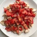 El cooksnap de @tesa.cuina cuando hizo Ensalada fresquita de pollo asado,tomate y huevo. Aliño de Vidalim Kids 😋😋😋.
