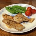 単身赴任自炊's cooksnap of when they made タラのムニエル~バター醤油のレモン風味♪.