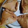 Mangu lal का कुकस्नैप जब उन्होंने समोसे (samose recipe in Hindi) बनाया था।