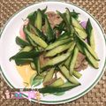 棠棠 的 🥒 小黃瓜炒肉絲 cooksnap