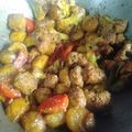 Jhumon das का कुकस्नैप जब उन्होंने आलू गोभी की सब्जी (aloo Gobi ki sabzi recipe in Hindi) बनाया था।
