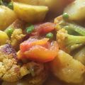 kalpana prasad का कुकस्नैप जब उन्होंने आलू गोभी इन कड़ाई (Aloo gobi in kadai recipe in Hindi) बनाया था।