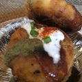 Seema Raghav का कुकस्नैप जब उन्होंने फ्राई आलू,पनीर,और आलू टिक्की चांट(fry aloo paneer tikki chaat recipe in hindi) बनाया था।