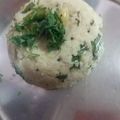 Pravin 's cooksnap of when they made Upama and chutney -Typically Indian.