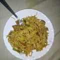 Kamla Singh का कुकस्नैप जब उन्होंने शेजवान नूडल्स(Schezwan noodles recipe in hindi) बनाया था।