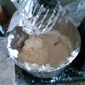 xXSonaInDarknessXx's cooksnap of when they made Cream cheese frosting.