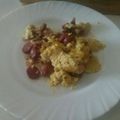 El cooksnap de Monica Aira Fernandez cuando hizo Huevos revueltos con salchichas y bacon.