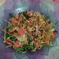 Cooksnap dari ummi cholsum untuk resep Bakmi goreng ultah special chinese food