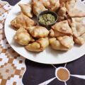 Dipti Mehrotra का कुकस्नैप जब उन्होंने आलू मटर के खस्ता समोसे (aloo matar ke khasta samose recipe in Hindi) बनाया था।