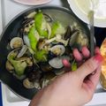 Teng Chiao Wan 的 絲瓜蛤蜊 cooksnap
