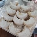 Cooksnap dari Fathya Ekananda untuk resep Putri salju keju lumer