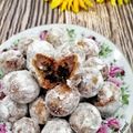 Cooksnap Norashikin Rahmat semasa beliau membuat Keledek Ball AwinJuma SuperSimpleSedap.