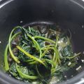 Jyun 的 地瓜葉炒皮蛋 cooksnap