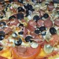 صورة من عاشقة الاقصى، شاركها بعد تجربة وصفة بيتزا مع النقانق🍕