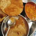 Rubi Bhatnagar का कुकस्नैप जब उन्होंने सूजी का हलवा (sooji ka halwa recipe in Hindi) बनाया था।