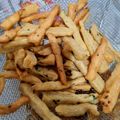 Cooksnap dari Neni Hadiastuti untuk resep Stik Bawang / Kue Bawang renyah dan empuk