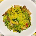 Grace 的 辣炒鹹豬肉櫛瓜麵 cooksnap