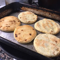 El cooksnap de Nicolás Gabriel García cuando hizo Sorprendente pan de papa/patata, harina de arroz y almidón de maíz. SIN GLUTEN SIN HORNO Y ECONÓMICO.