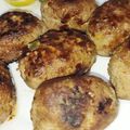 Amna Faisal's cooksnap of when they made Gola Kabab.