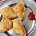 Arpita Tripathi का कुकस्नैप जब उन्होंने समोसा बनाया था।